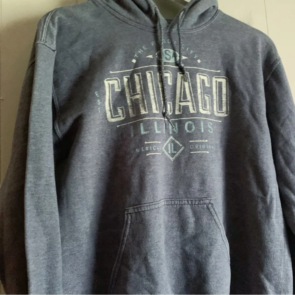 Love From Chicago Graphic Tourist Hoodie S Blue - Image 3