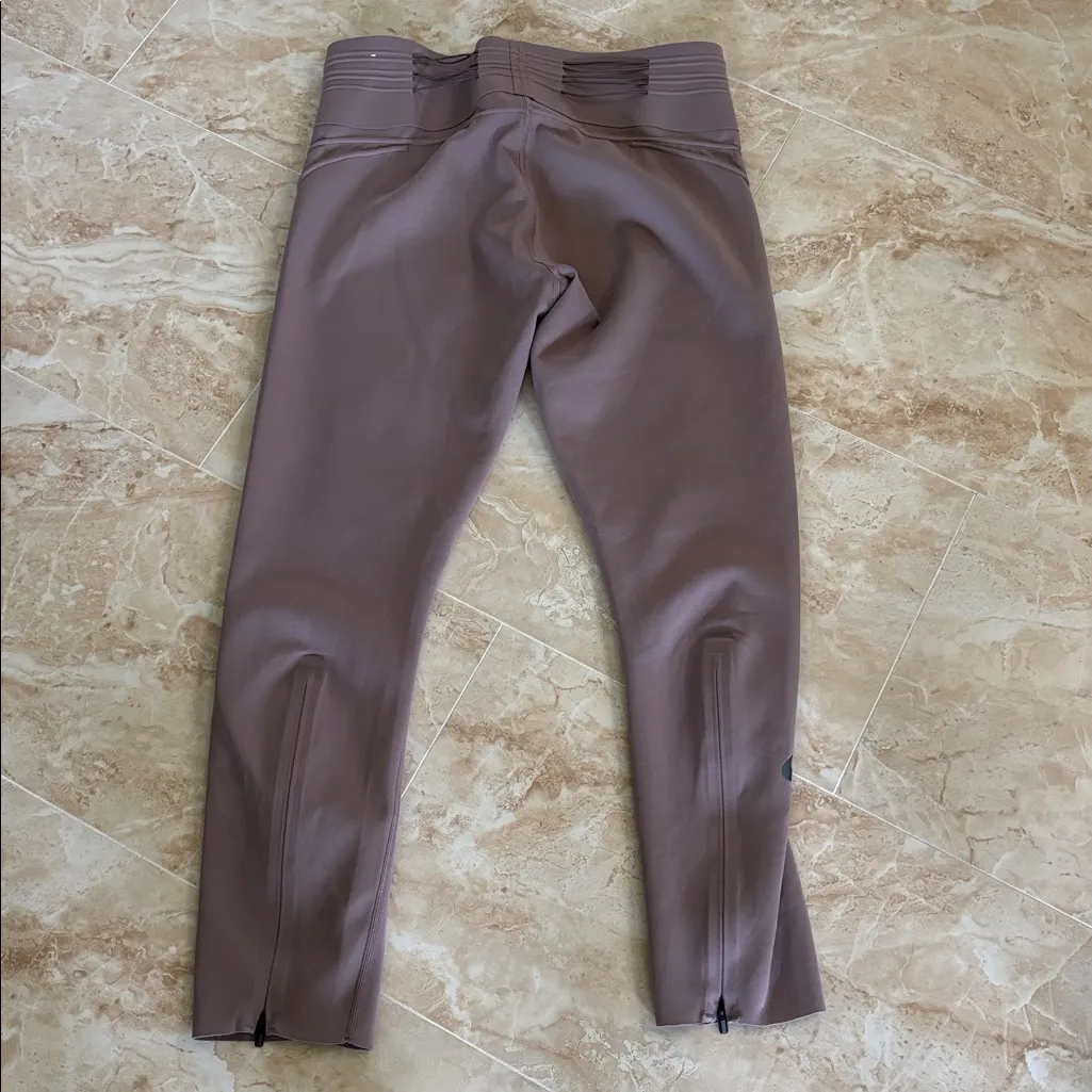 Nike City Ready Tight Fit 7/8 Training Tights Mauve Taupe running activewear - Image 6