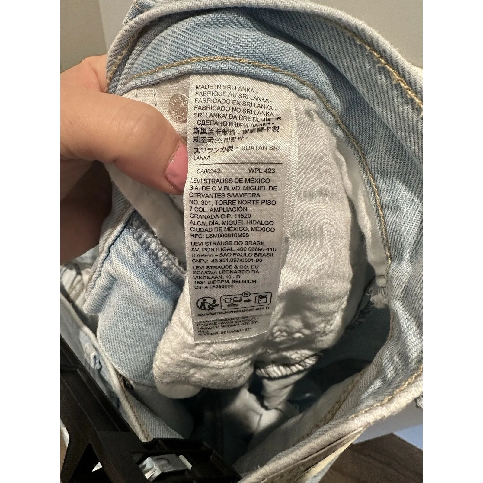 Levi’s Silver Tab 94 Baggy Jean Women Sz 30x31 Distressed Denim Box A - Image 7