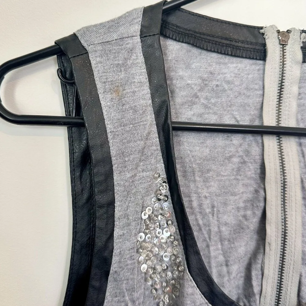 NWT Line & Dot Revolve Sequined Tank Top - Size: Medium - Image 4