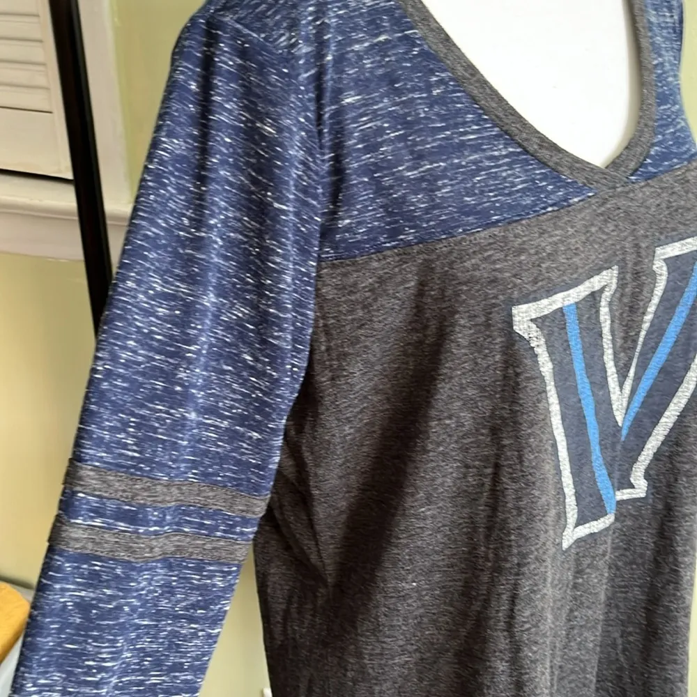 Villanova Wildcats Colosseum Stance Sleeve Stripe Patch Long Sleeve T-Shirt - Image 10