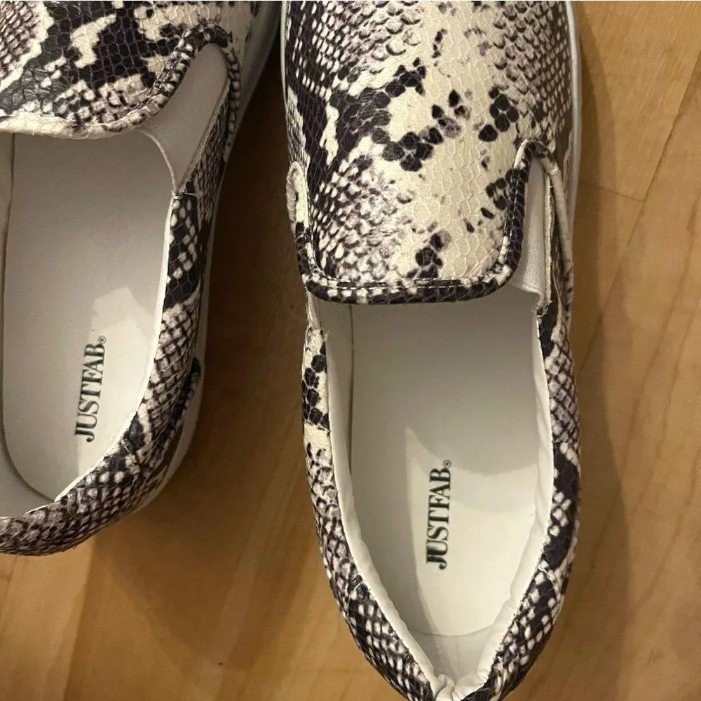 Platform snakeskin sneakers Size 11 JustFab Slip on Eloise - Image 4