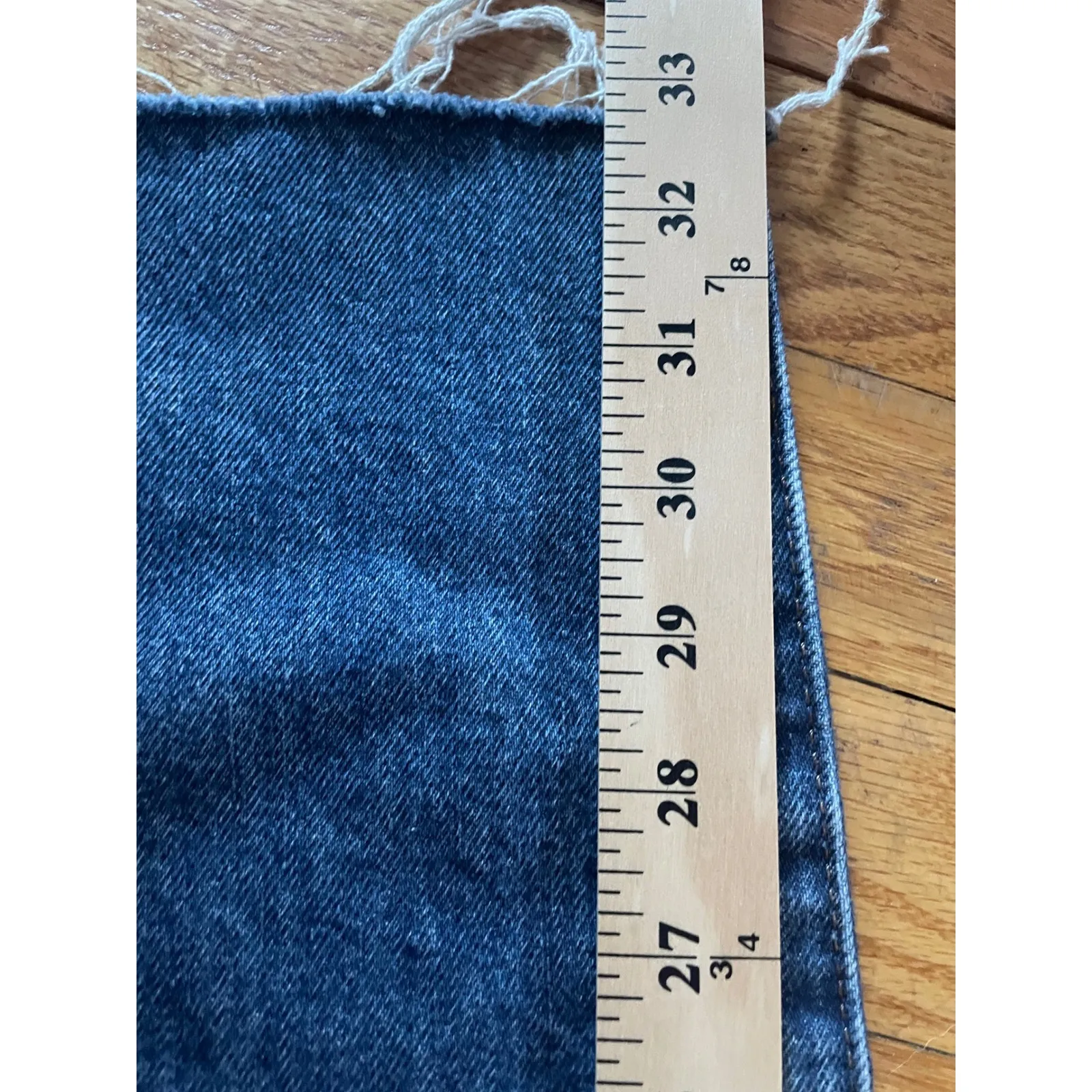 Express Womens 90s Ankle Boot Mid Rise Distressed Cropped Jeans‎ Size 4S - Image 8