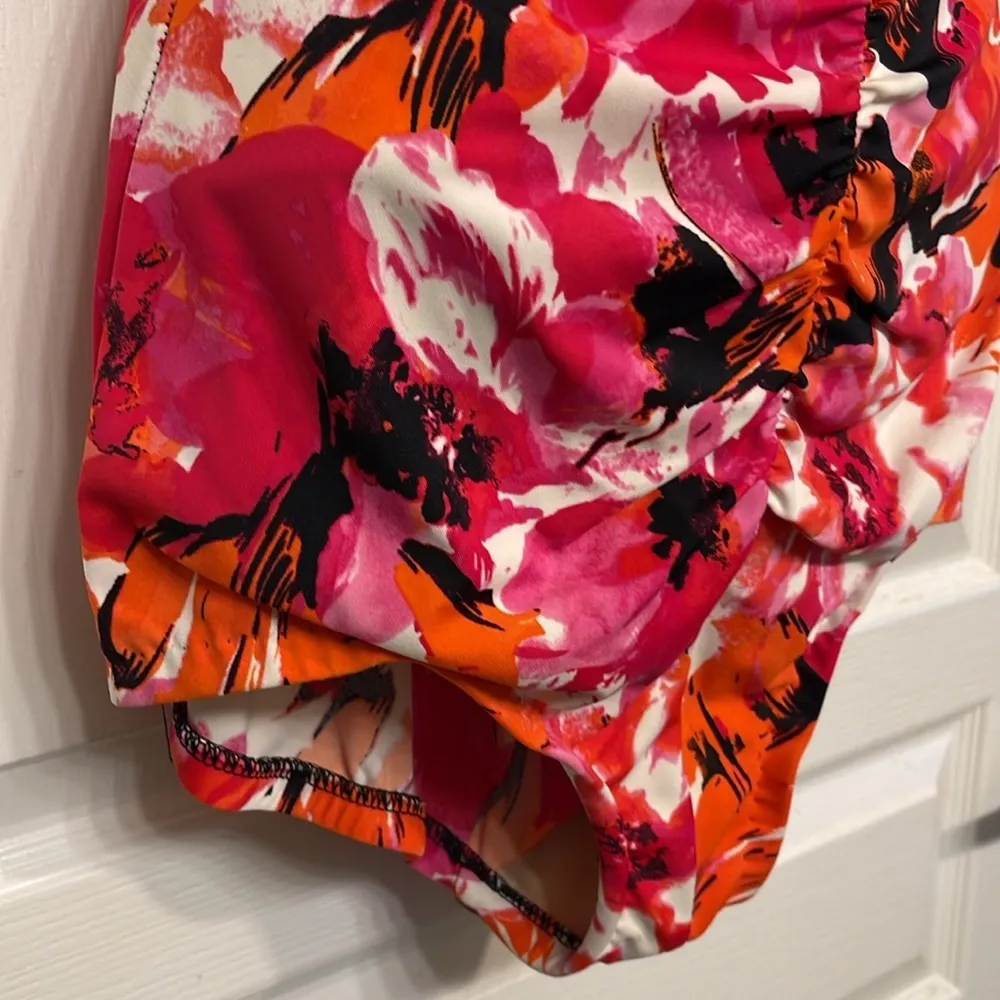 Maxine of Hollywood Pink Red  Ruched Front Seam Scoop Back Size 12 EUC #6196 - Image 4