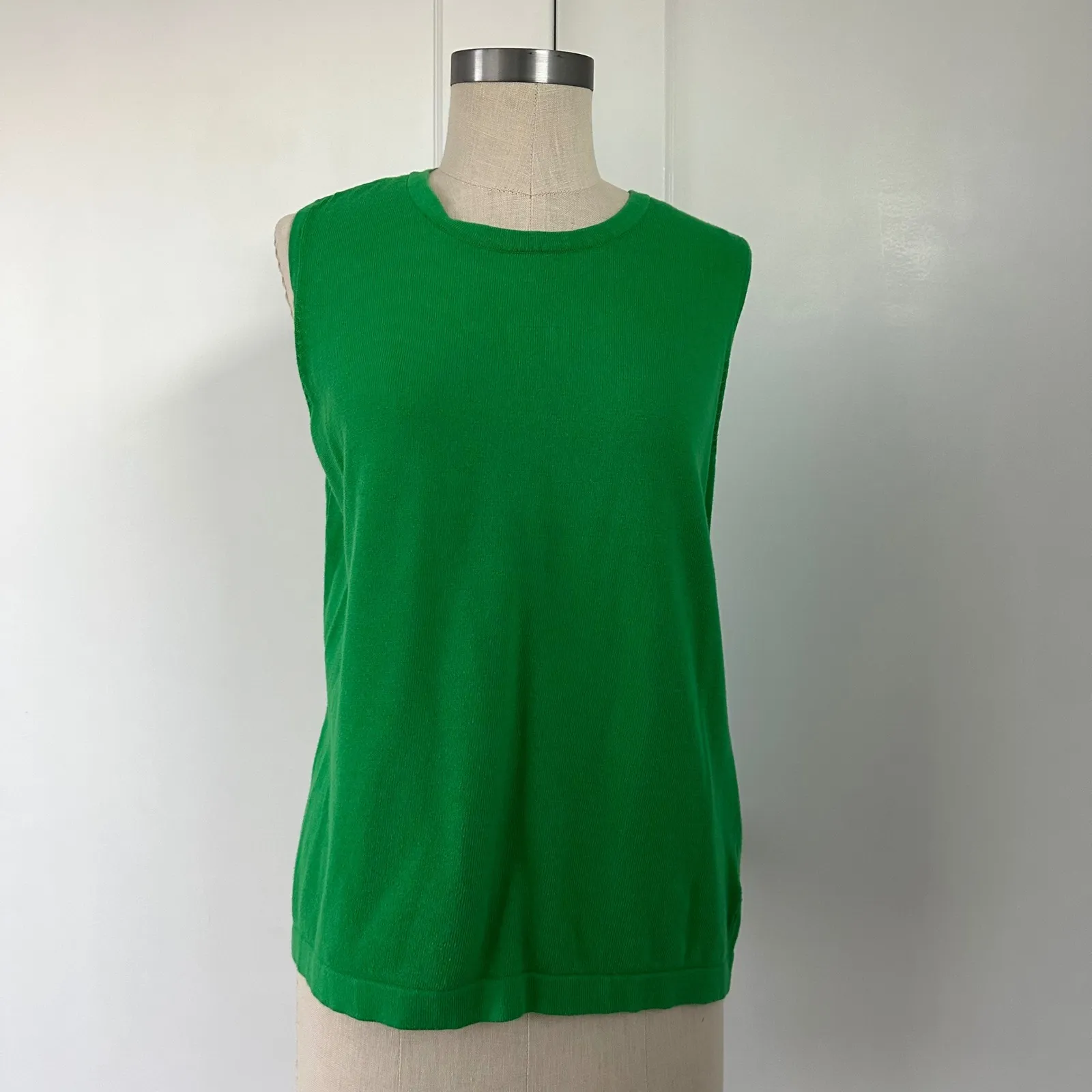 Vintage Evan Picone Women's Green Crew Neck Cardigan Sweater Set 90s Size Medium - Image 6