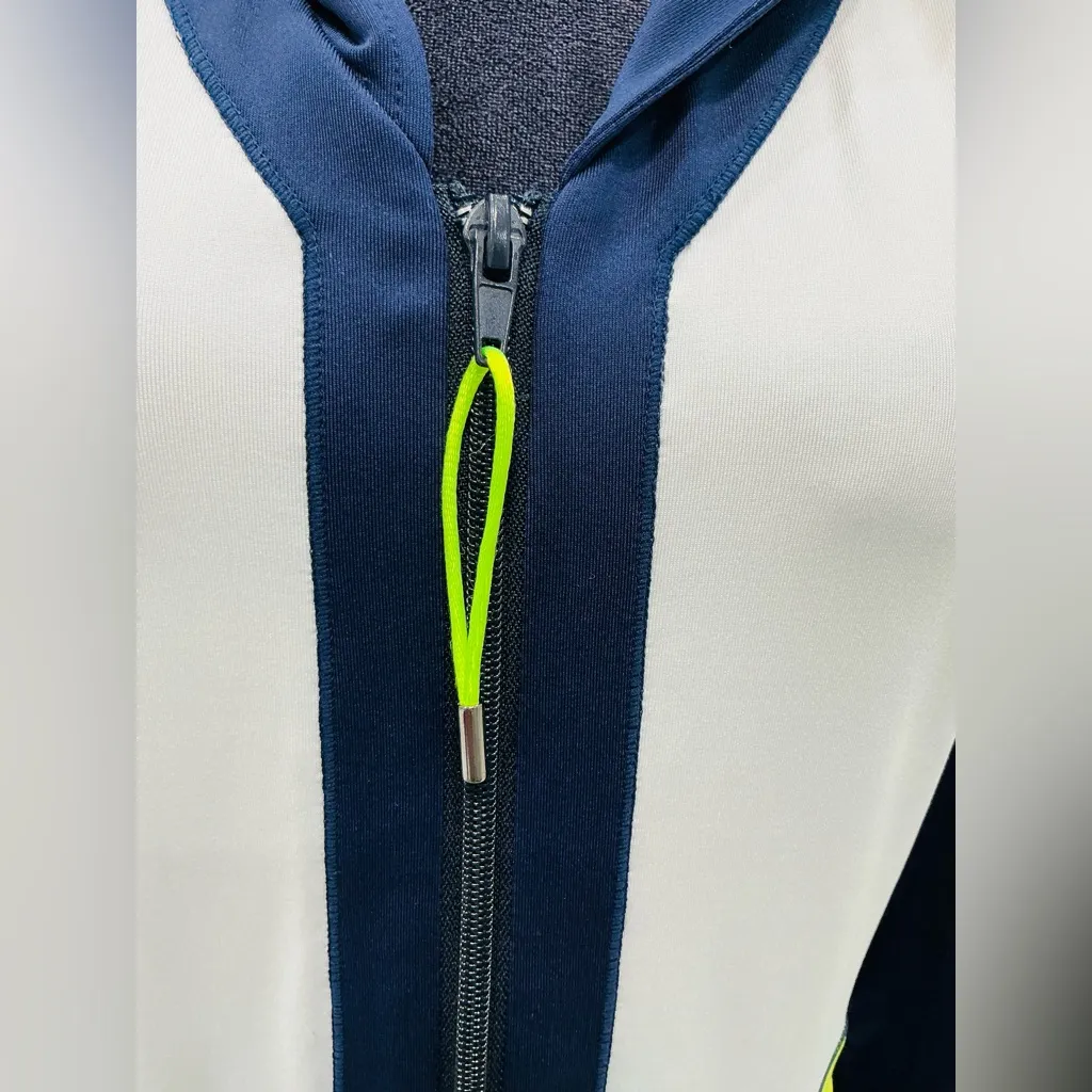 Beautiful tunic length jacket 💙💛🤍 - Image 8