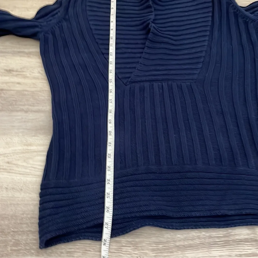 Chadwick’s Navy Blue Cross Wrap Front V-Neck Thick Long Sleeve Sweater Medium - Image 8