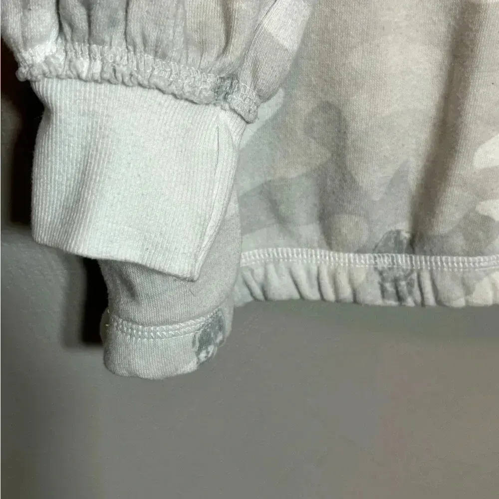 Vintage Havana Women's Burnout Hoodie Camo Skulls Gray White Elastic Size Small‎ - Image 3