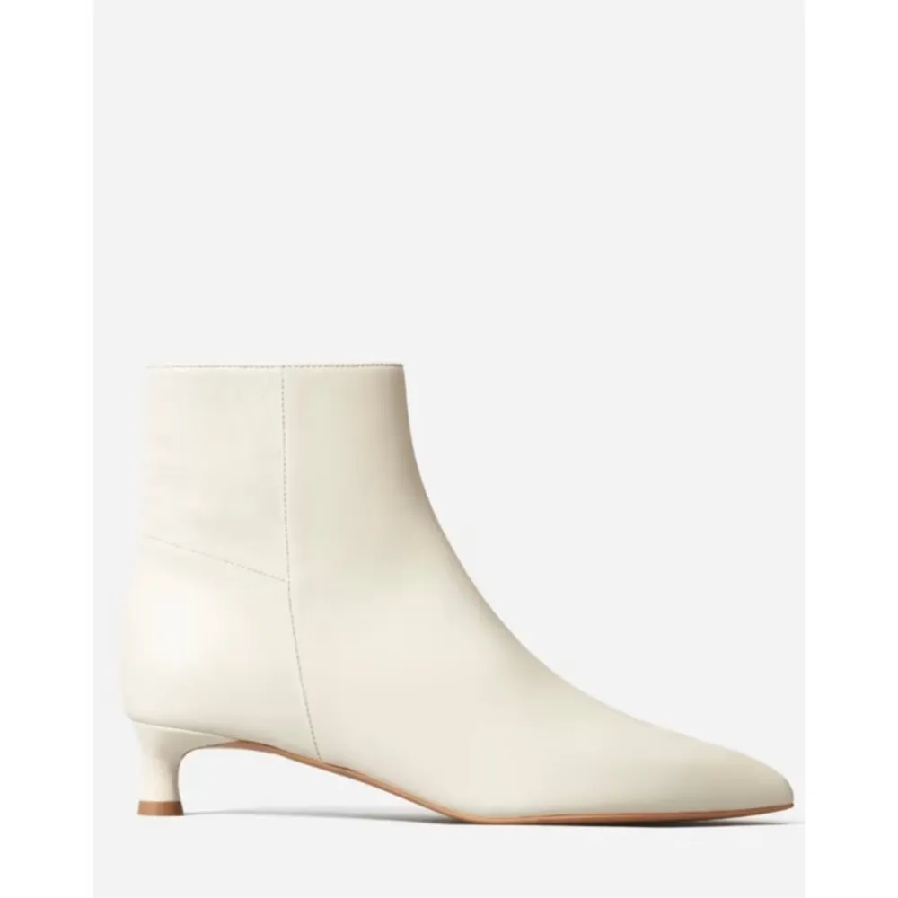 Everlane Leather Pointed Toe The Editor Boot in Bone - Image 57