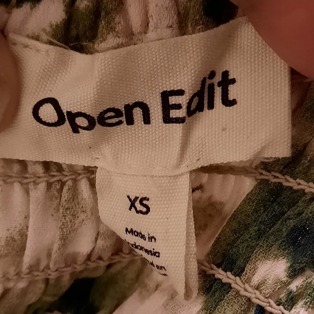 Open Edit Top Womens Extra Small XS Green Print Long Sleeve Ruched Blouse - Image 7