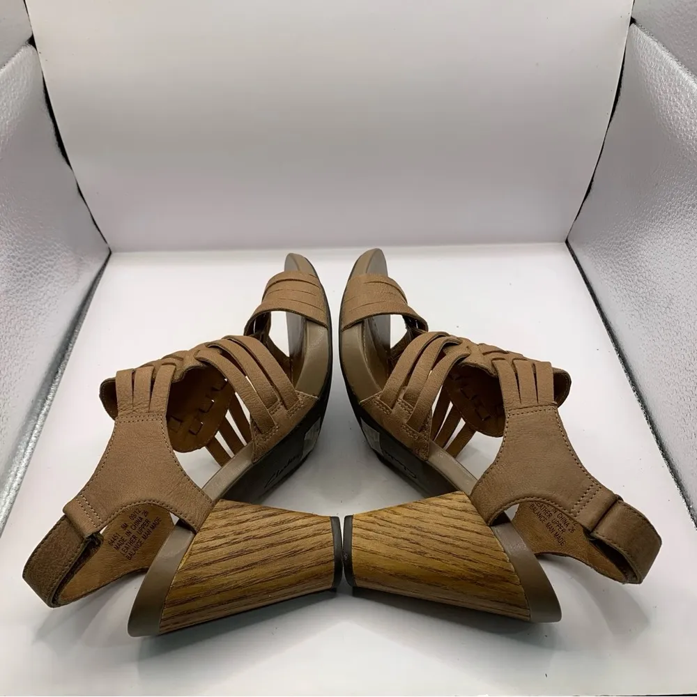 Clarks Women's Clarks Rosa Central Sandal size 8M F12 - Image 7