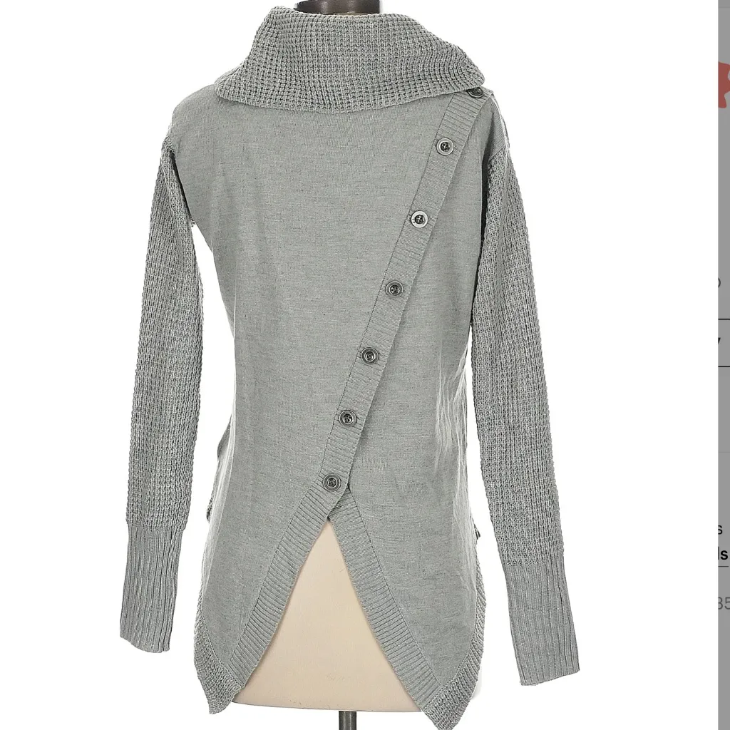 Venus Faux Split Back Button Accent Gray Turtleneck Sweater size small - Image 3