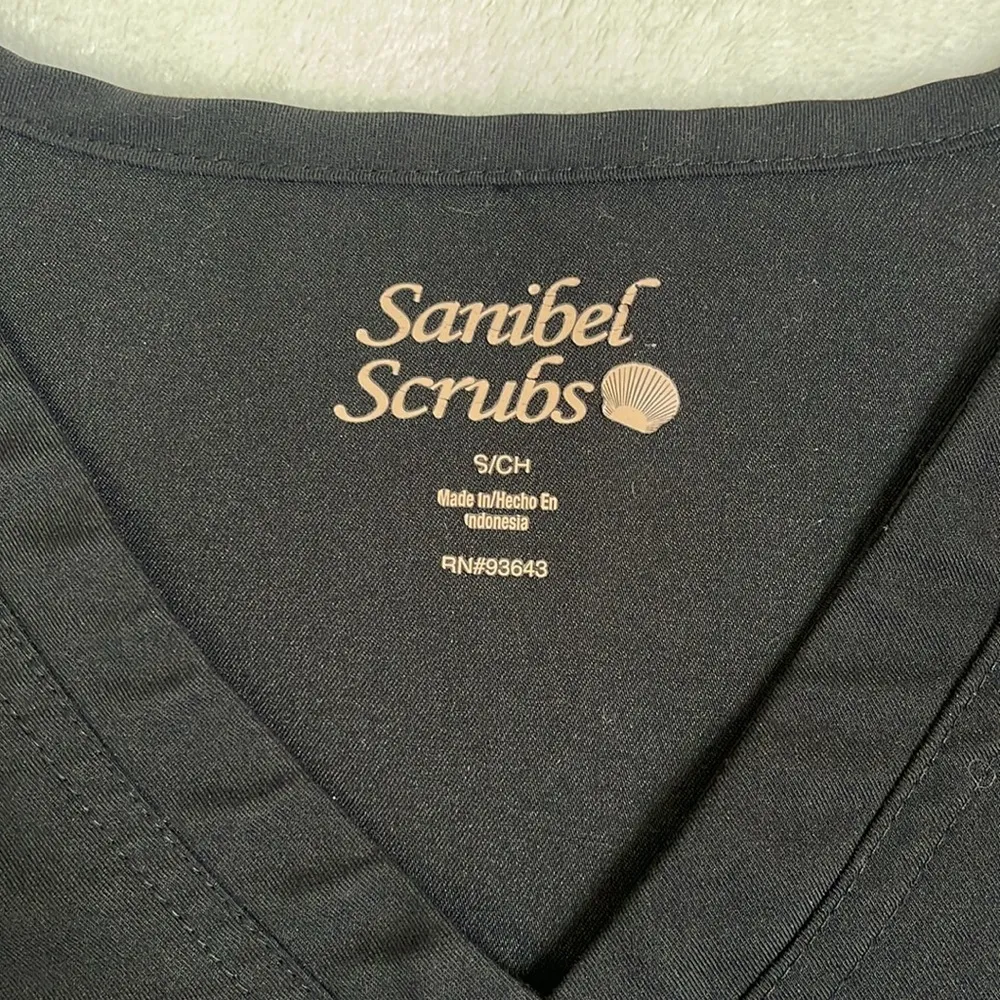 Sanibel Scrubs Women’s Scrub Top Size Small Black - Image 7