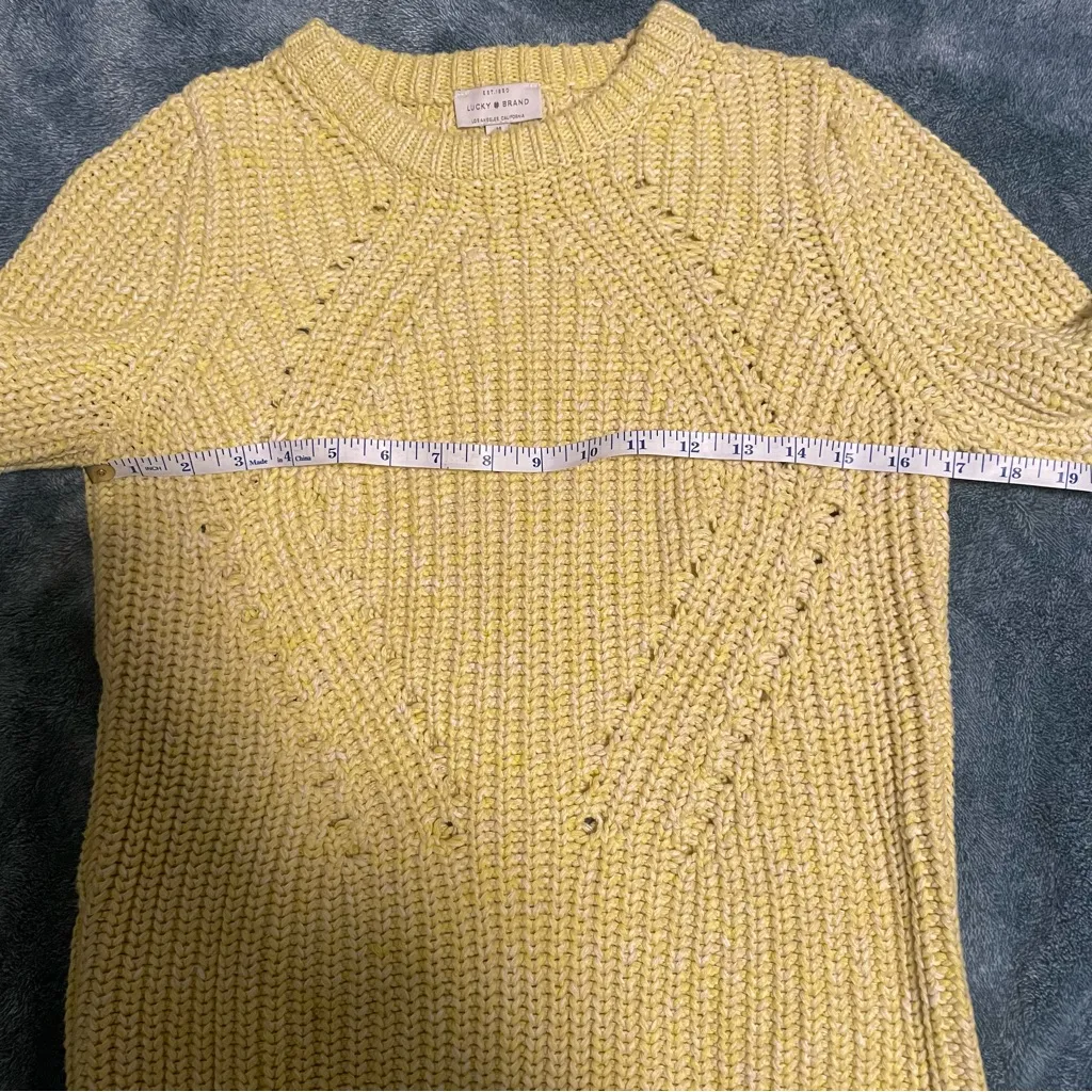 Lucky Brand Light Yellow Cable Knit‎ Sweater size Medium - Image 6