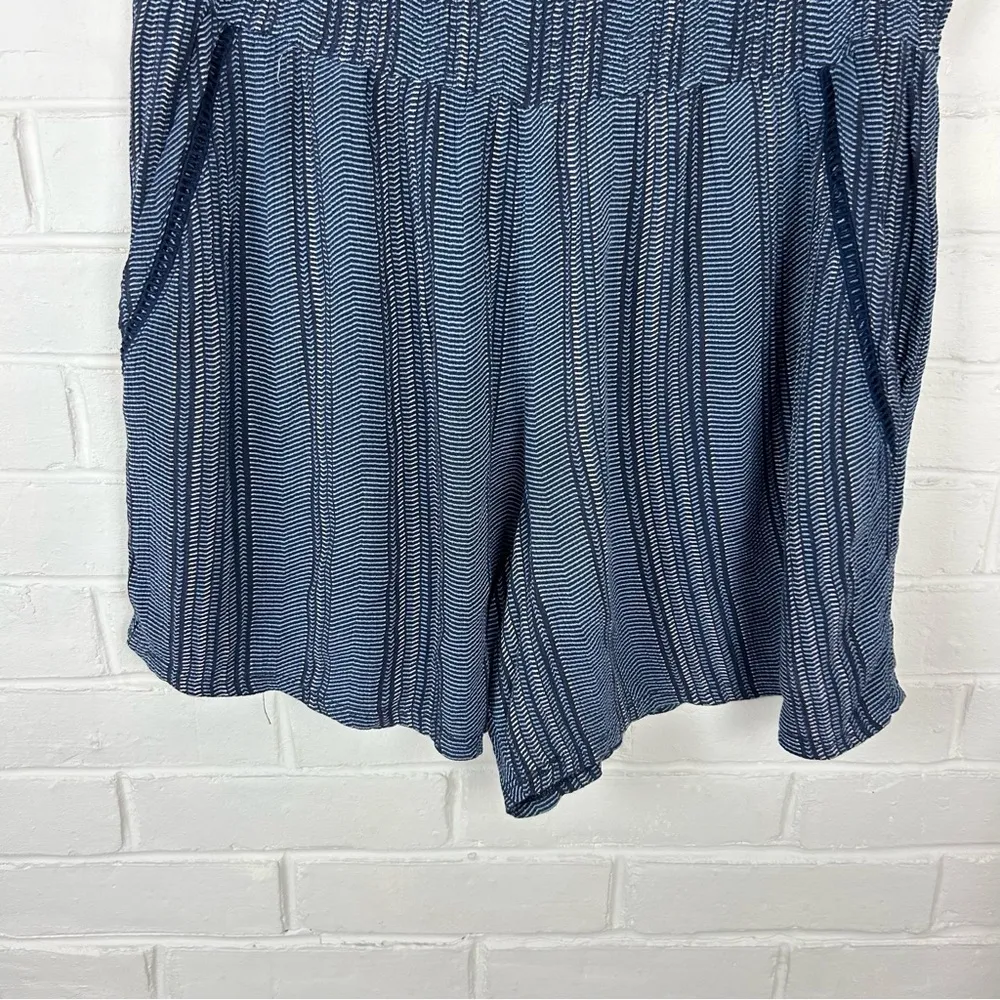 Three Dots Blue Boho Print Flowy Stretch Waist Shorts Size L - Image 6