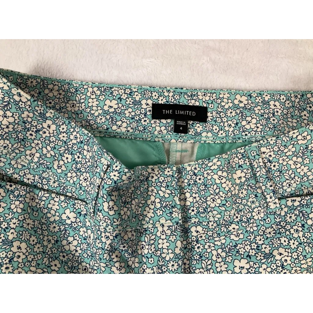 The Limited Ladies Size 4 Floral Green Tailored Chino Walking‎ Shorts - Image 4