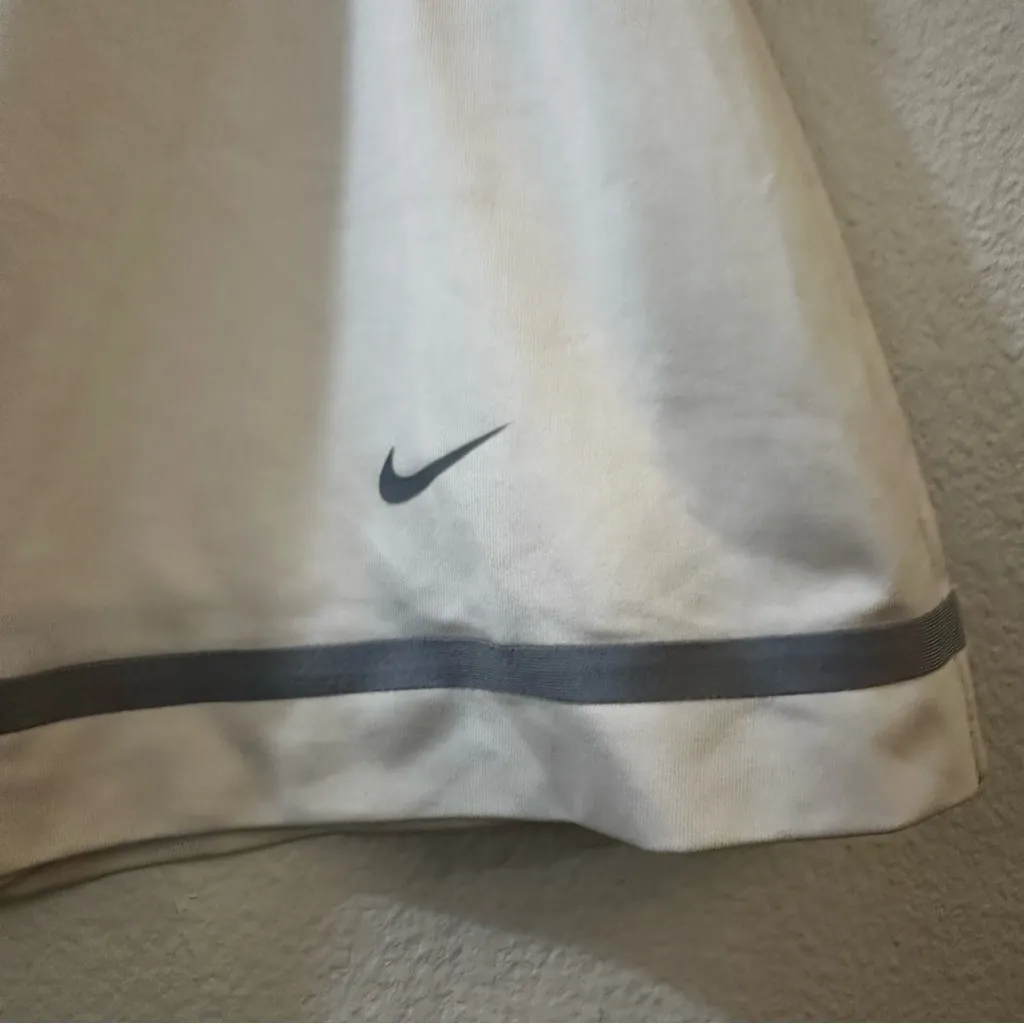 Nike Dri Fit Women's Activewear Tennis Mini Skirt Athletic Style Size Medium - Image 4