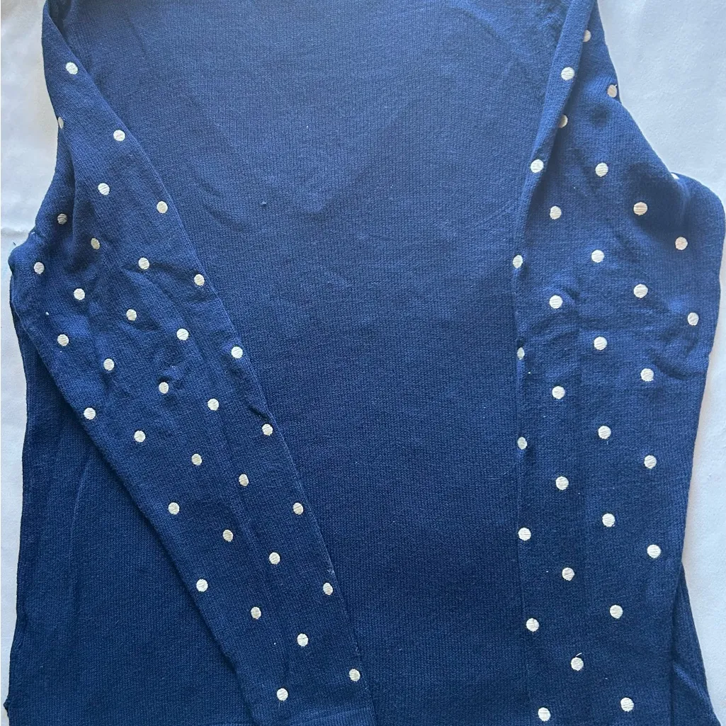 Old Navy Women's V-Neck Sweater in Navy with White Polka Dots - Image 2