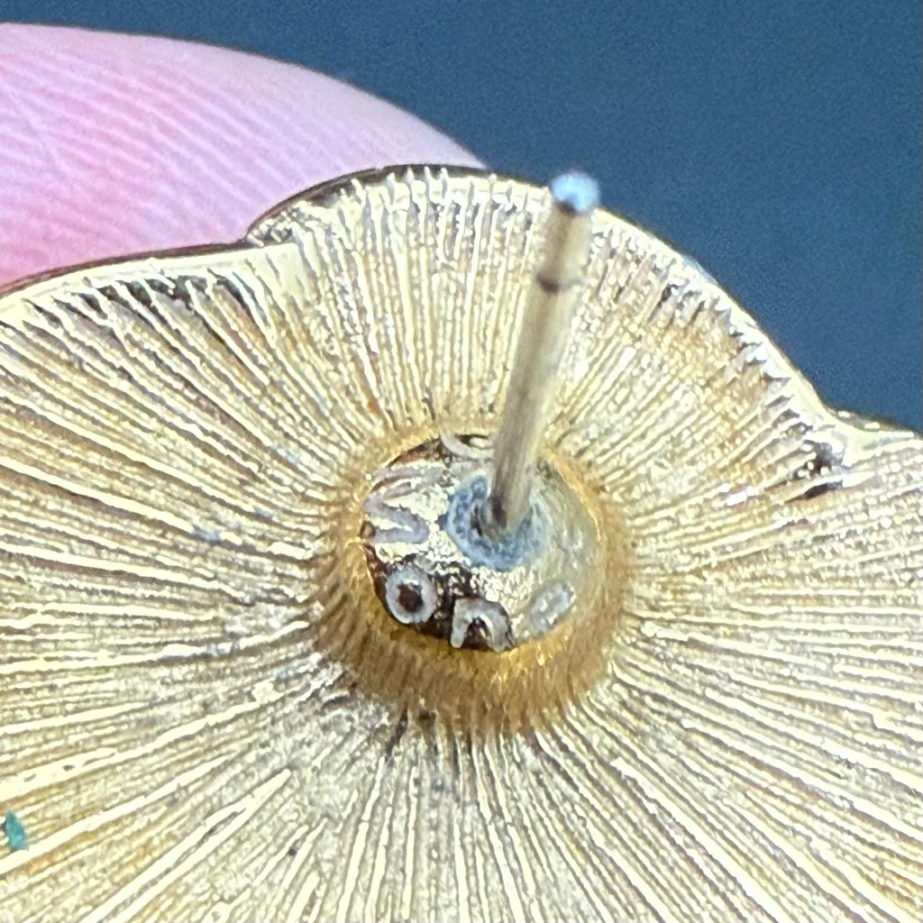 Vintage MONET Navy Blue Black/Beige Enameled Pinwheel Flower Pierced Earrings Black - Image 12