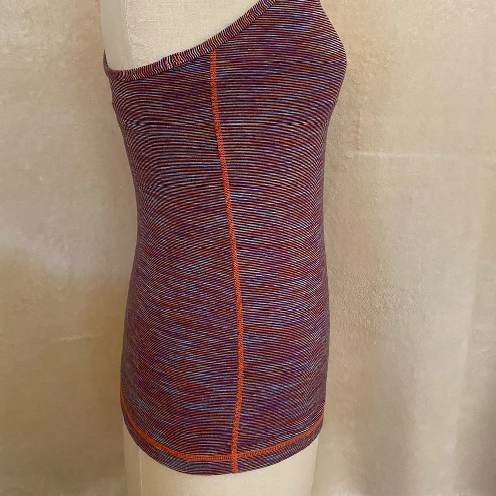 EUC Lululemon Power Y Tank - Image 3