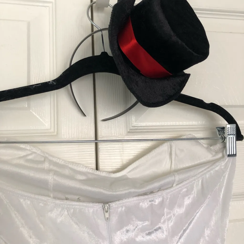 Leg Avenue Miss Winter Wonderland  Snowman Costume Size M/L - Image 7