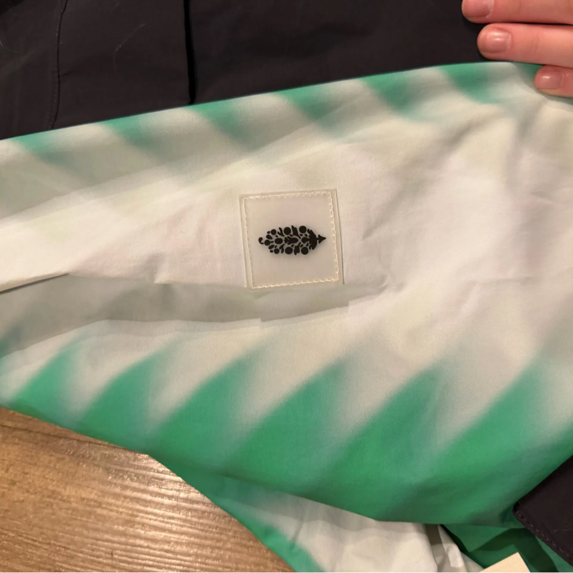 FP Movement Singin' in the Rain Printed Ski Snowboard Jacket in Alien Combo XS - Image 11