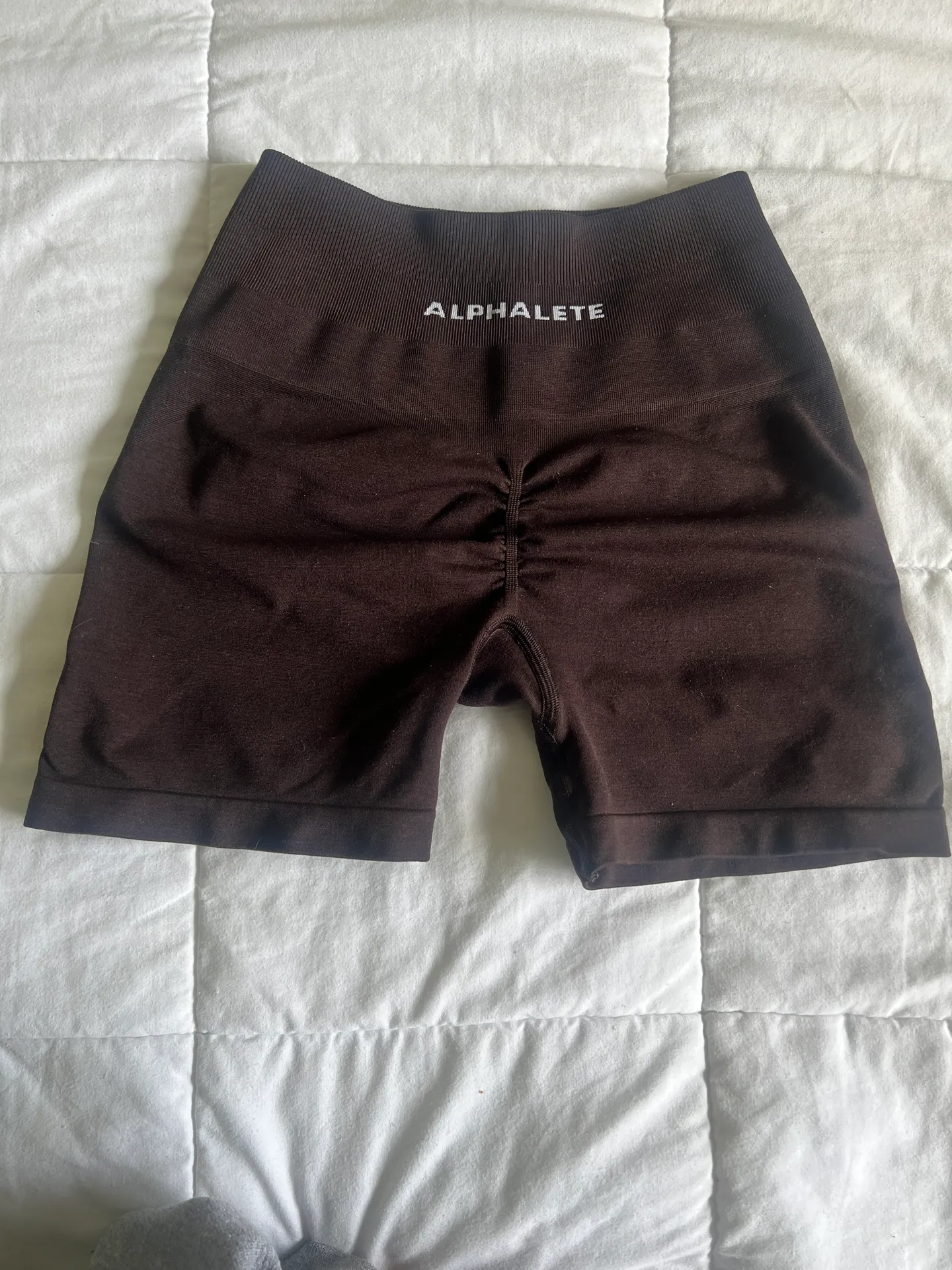 Alphalete Amplify Shorts - Image 4
