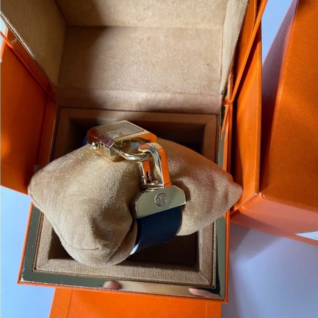 Tory Burch watch - Image 5