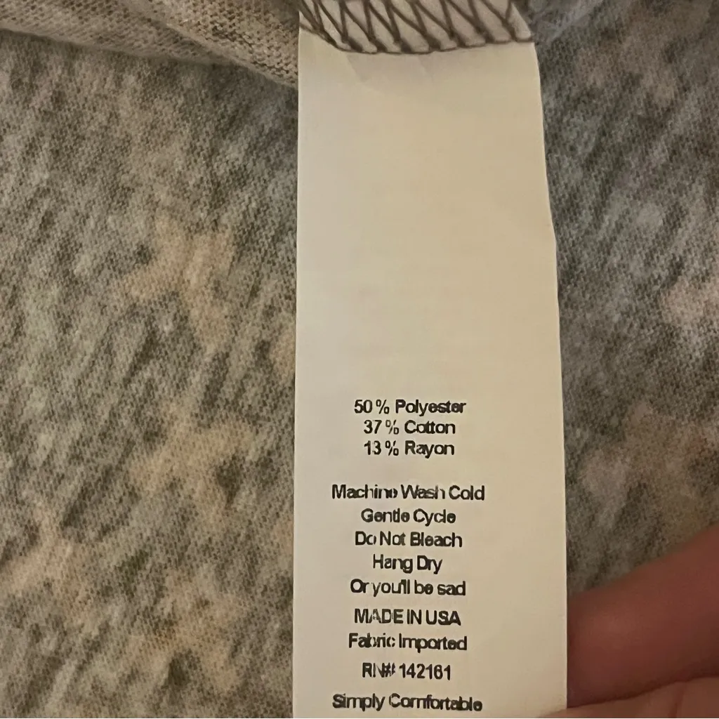 LuLaRoe Gray and Tan Cross Pattern Top - Image 10