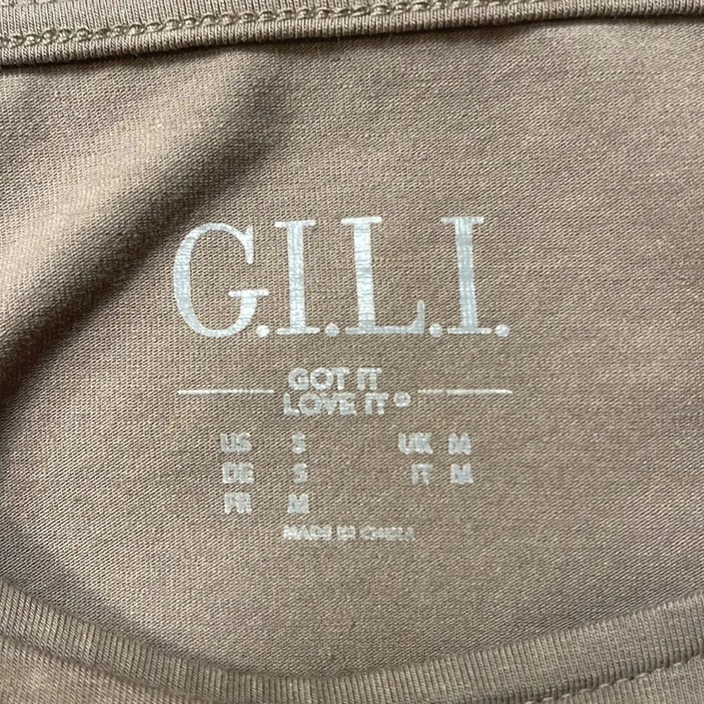 GILI Got It Love It Taupe Brown Long Sleeve Peephole Shirt Size Small EUC #7446 - Image 5