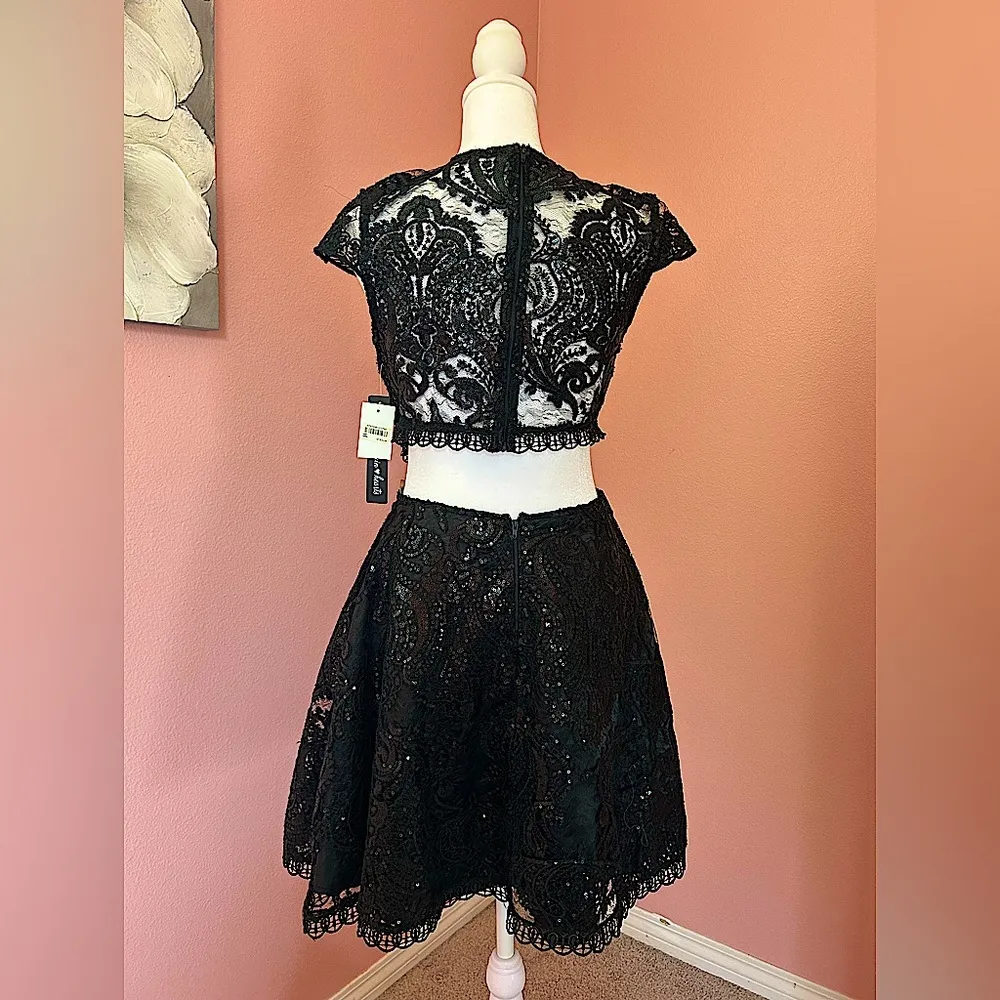 black lace, sequin, sexy glamorous Christmas party back cutout mini dress  NWT 7 - Image 4