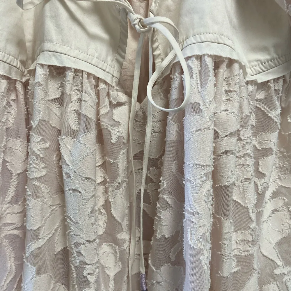 Free People Pink Lace Detail Medium Top sunset to Sunrise - Image 8