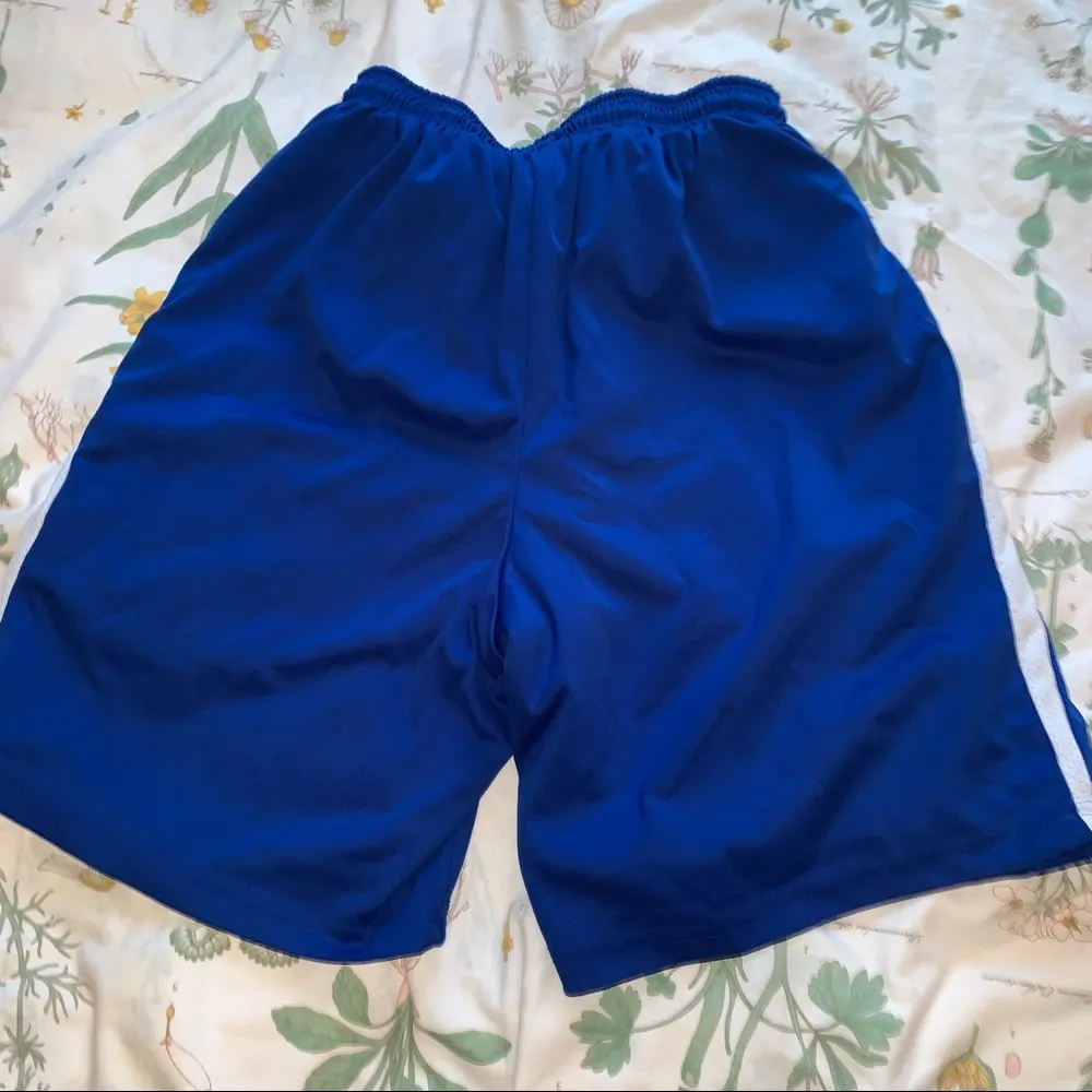 Reversible basketball shorts Size M - Image 2