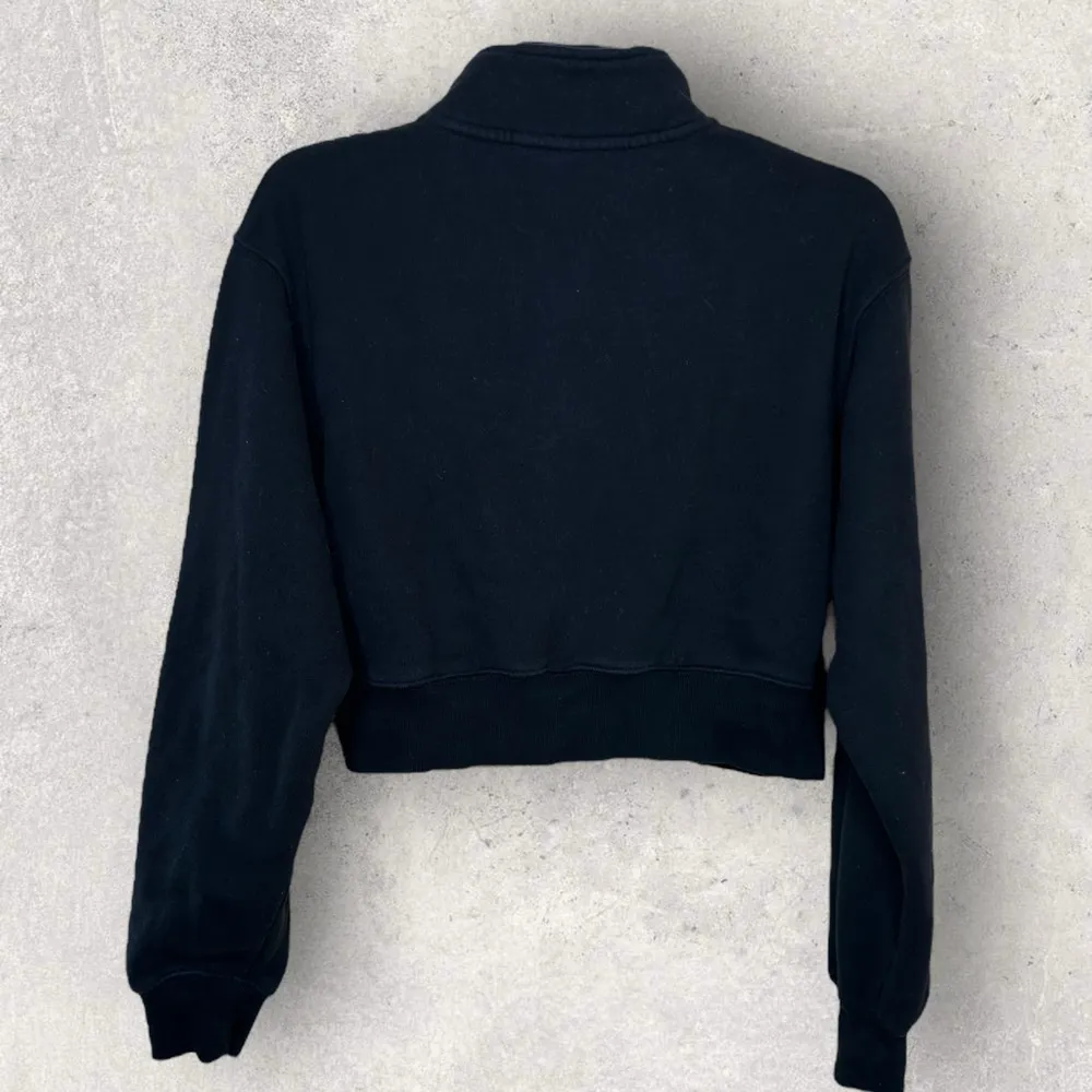 Aritzia Tna Perfect Cropped Quarter Zip - Image 2