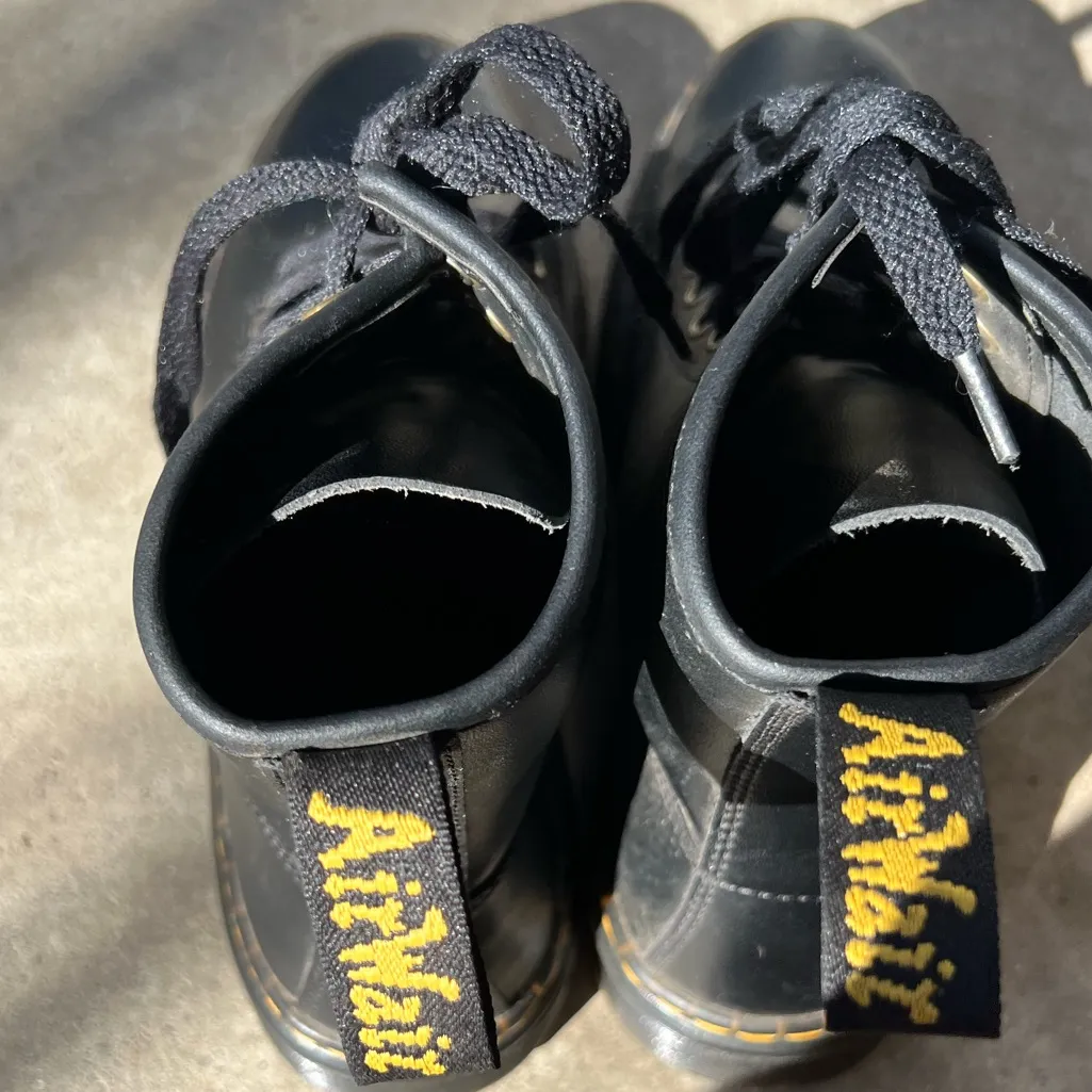 Dr Martens Boots Zavala Black Leather High Tops Women’s Sz 6 - Image 8