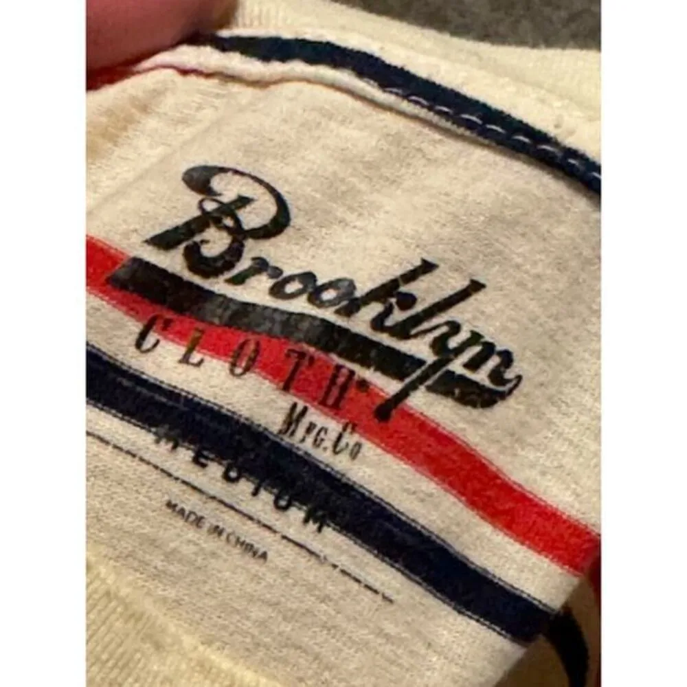 BROOKLYN clothing Striped Multicolored Tiger T-Shirt Size‎ Medium - Image 3