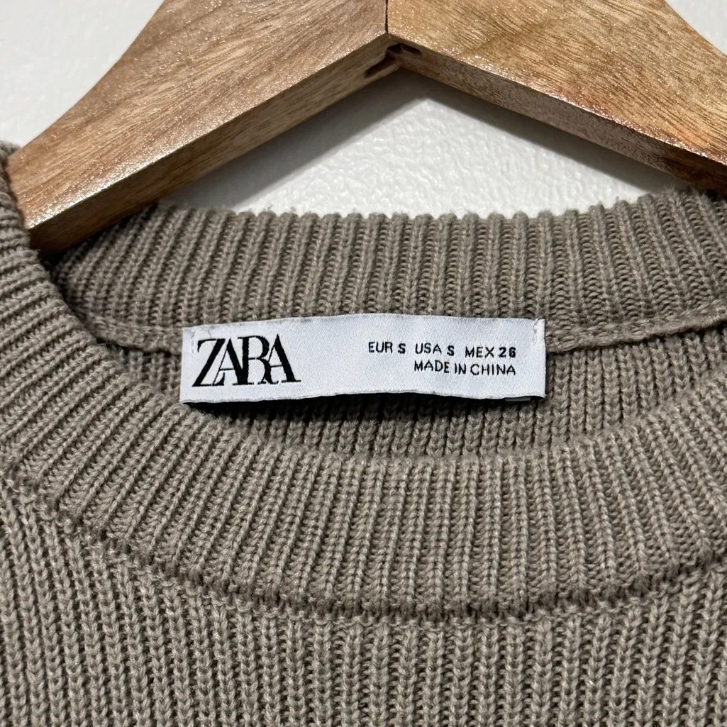 Zara Knit Sweater Size Small Blogger Fave Neutral Taupe Short Sleeve Waist Crop - Image 3