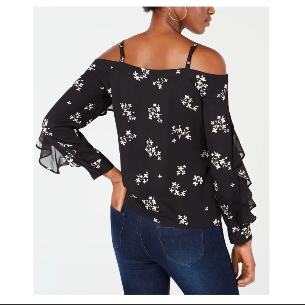 Bar III Floral Cold Shoulder Long Sleeve Blouse - Image 8