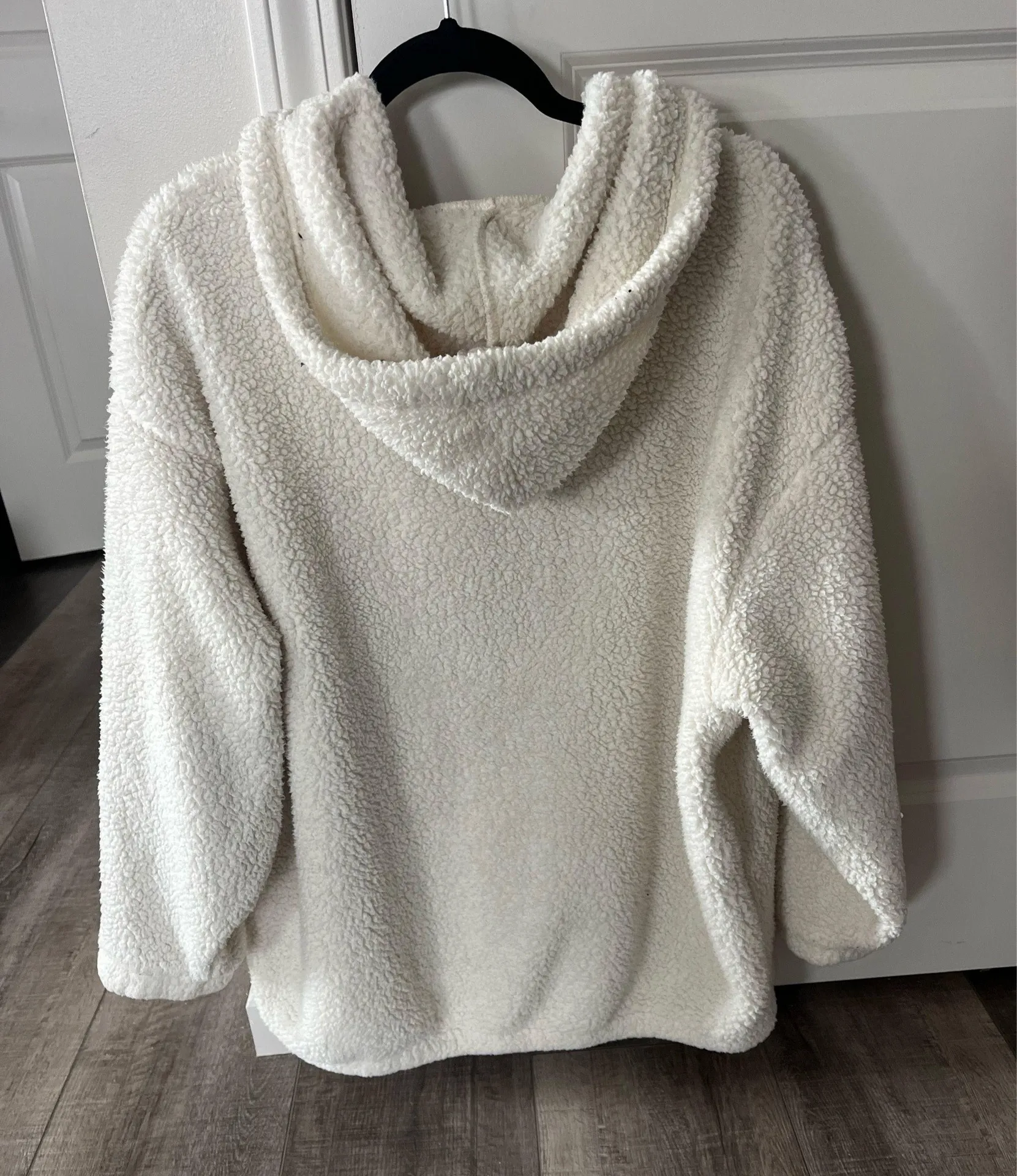 American Eagle Sherpa Jacket - Image 2