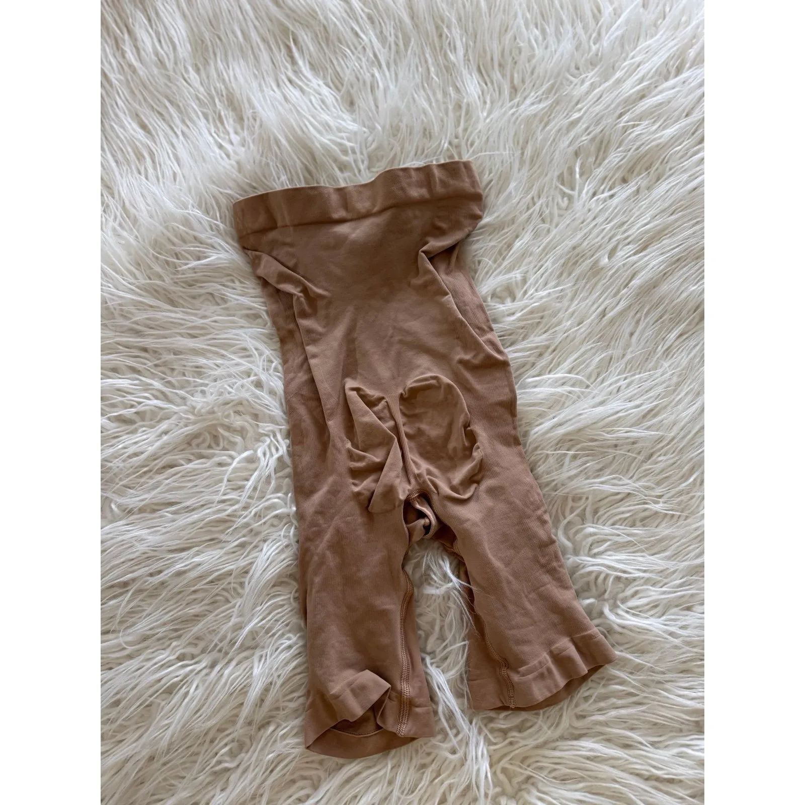 Skims Seamless Sculpt High Waisted Above The Knee Short Sienna Size Medium - Image 7