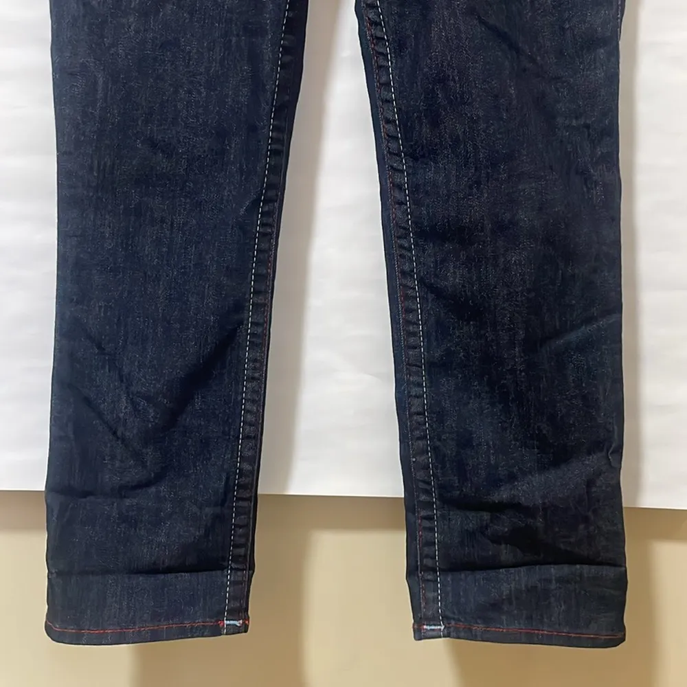 TRUE RELIGION WLHJ58FE2 Americana Chain Dark Rinse Capri Jeans $209 EUC 28 - Image 4