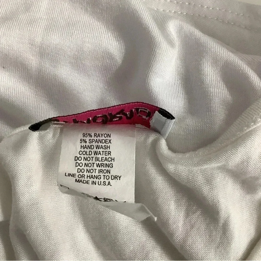 Mad Rag Size Medium Sleeveless Top. Preloved White - Image 5