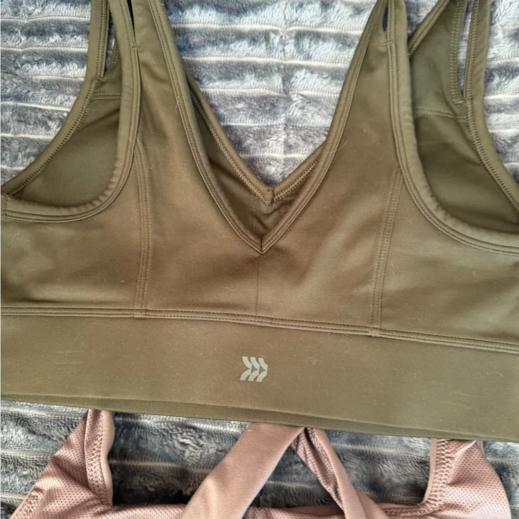 Lot of 4 Sports Bras All in Motion Athleta White Olive Green Tan Size Medium - Image 9