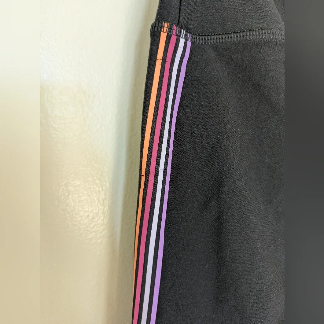 Peloton Athletic Leggings Black With Multicolor Side Stripes Small - Image 4