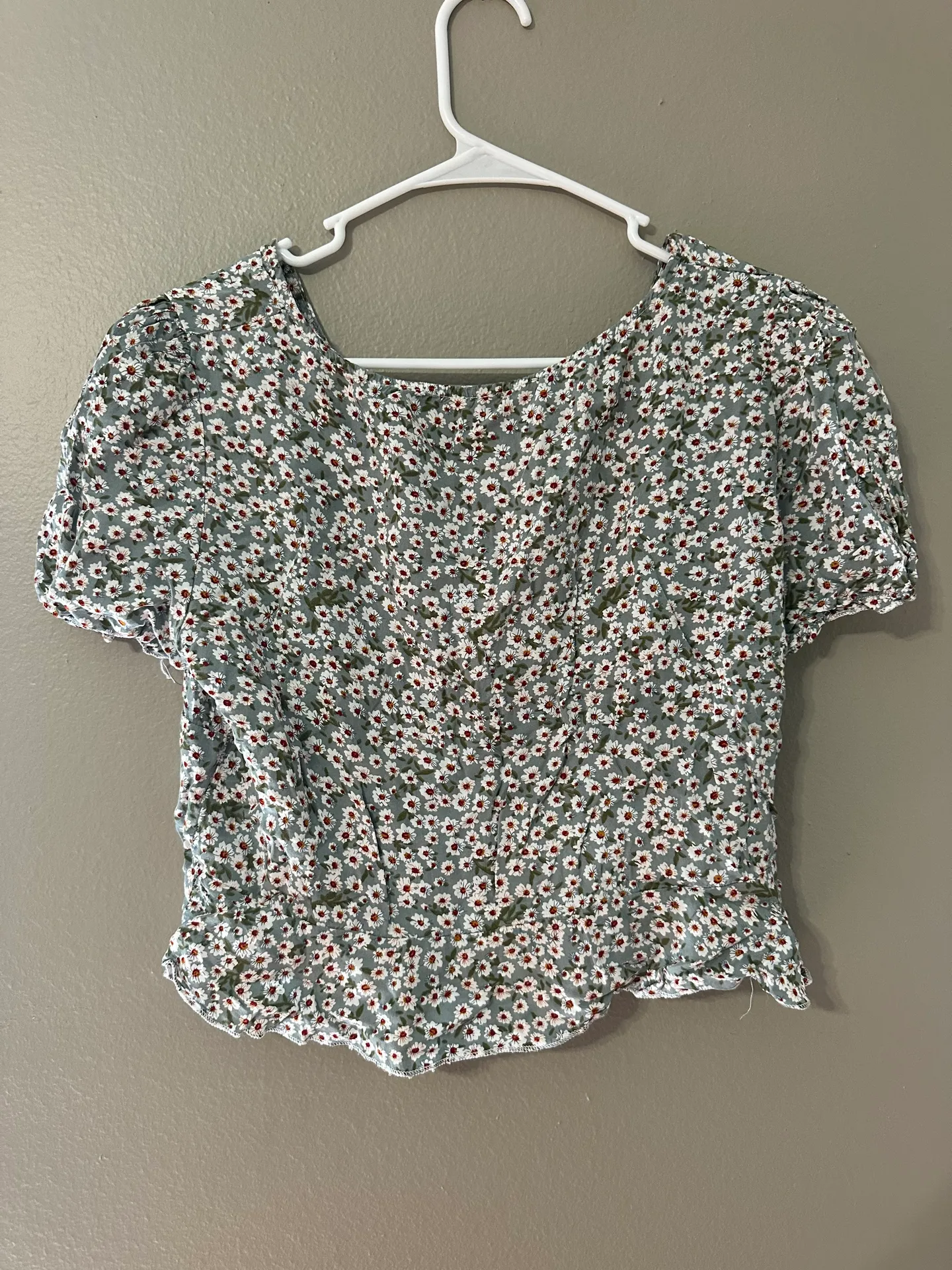 Floral Blouse Size L - Image 3