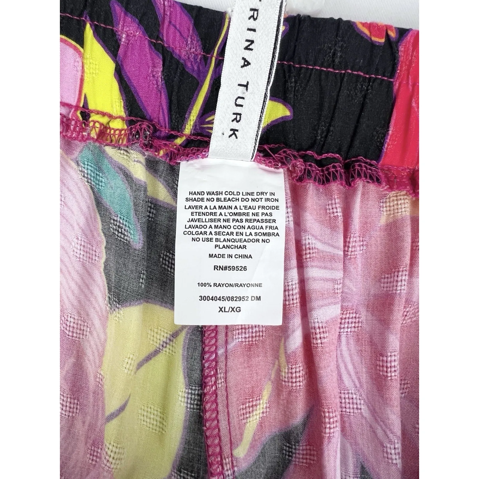 Trina Turk Solar Floral Pink Multi Casual Shorts Elastic Waist Size XL - Image 9