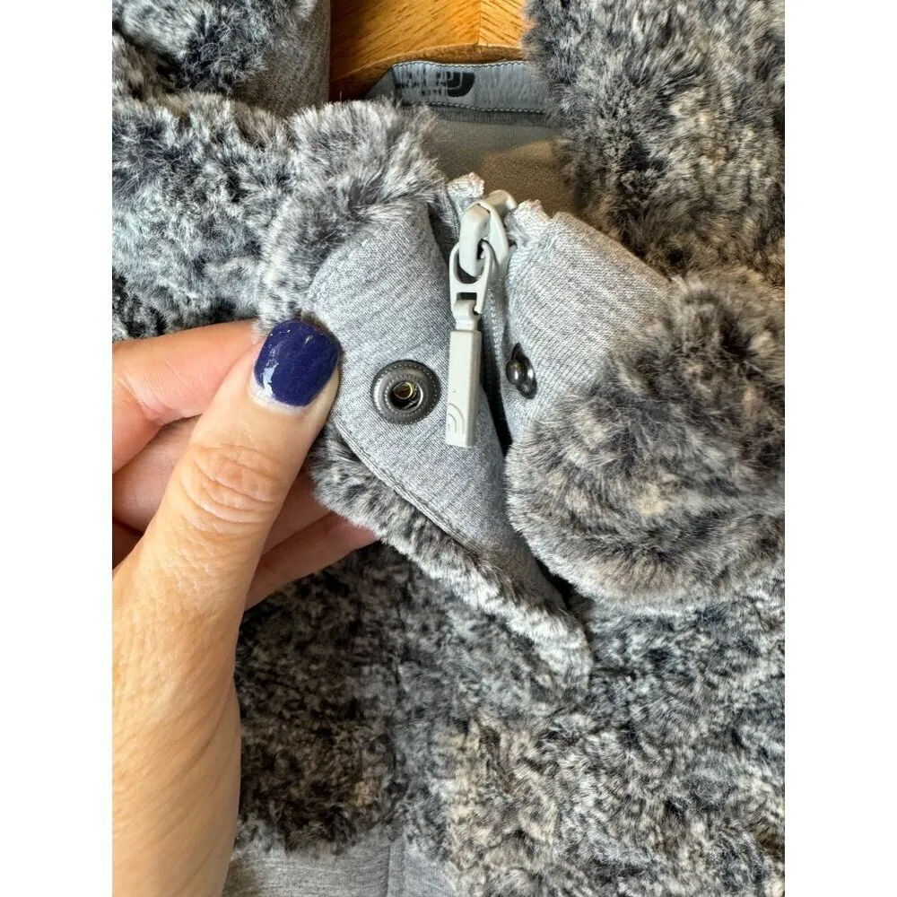 The North Face Vest Women Small Gray Faux Fur‎ Hybrination Thermal 3D Gorpcore - Image 10
