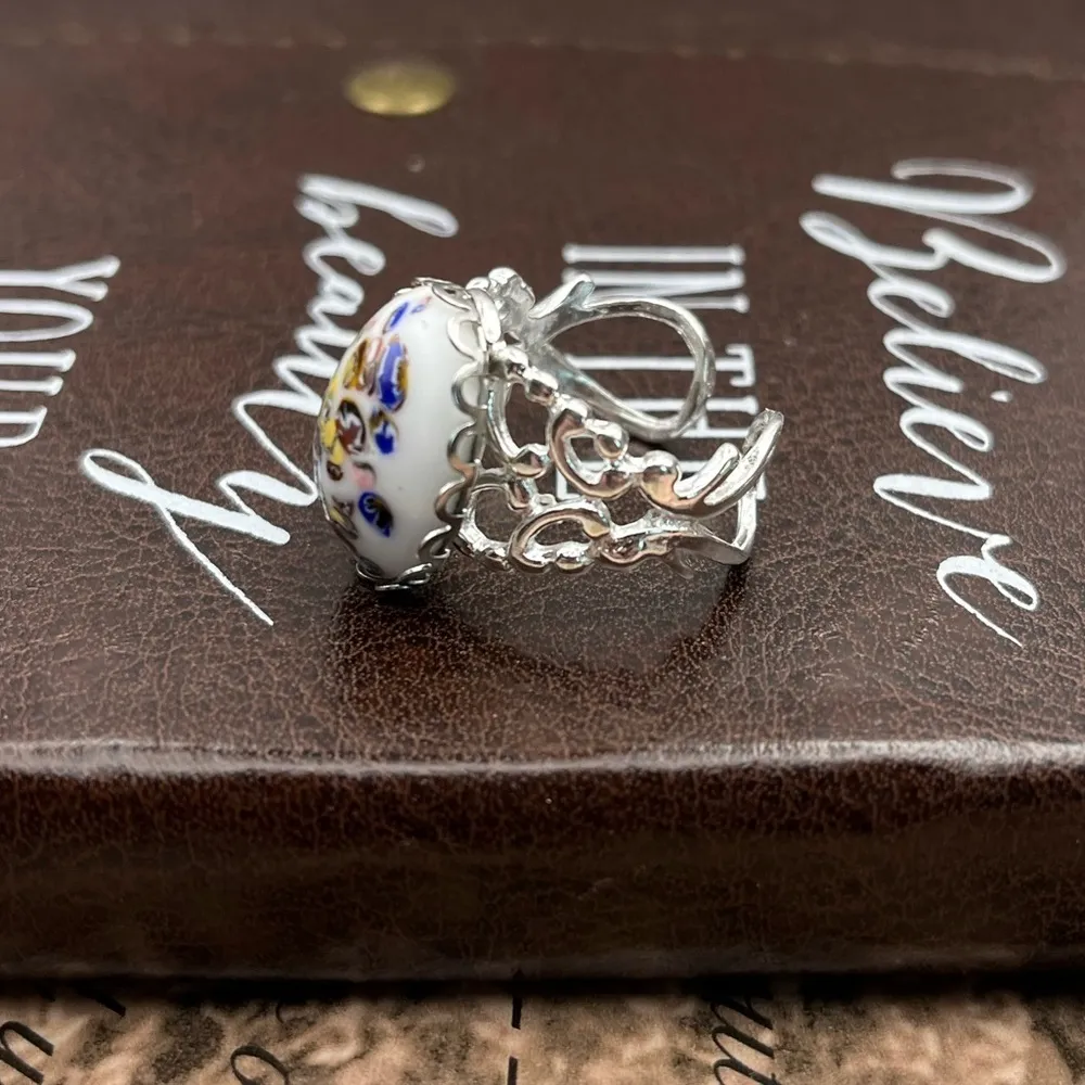 Vintage 1970s Colorful White Millefiori Cabochon Boho Style Stainless Steel Ring - Image 4