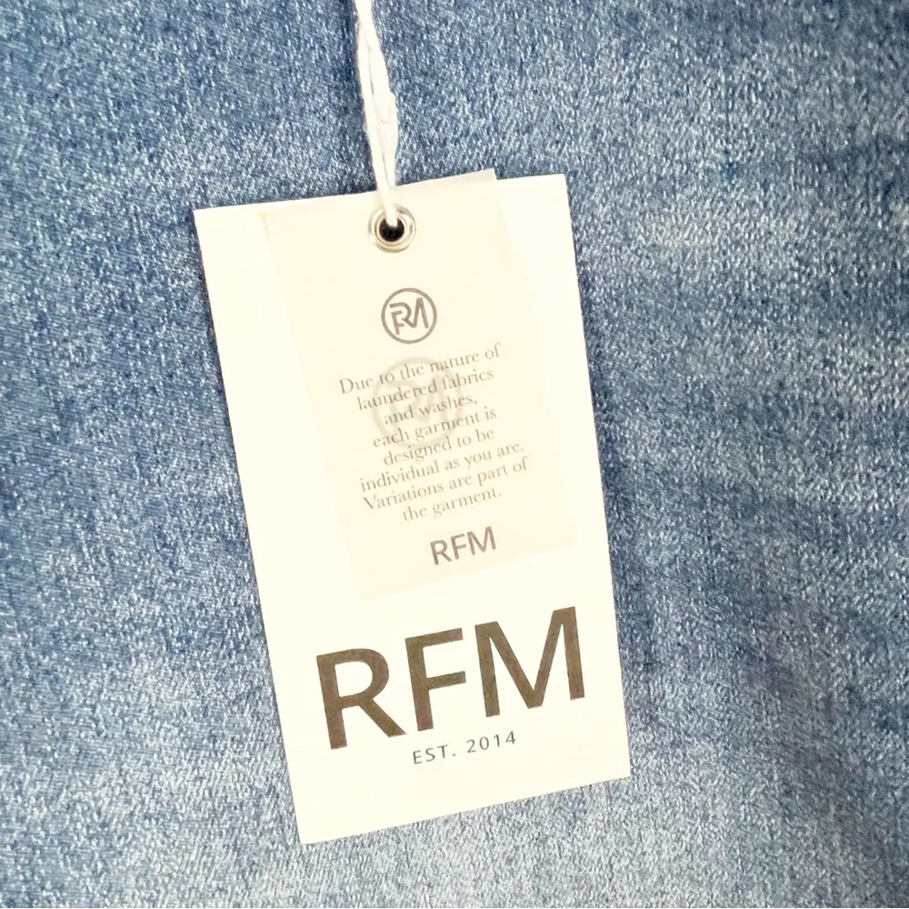 RFM Los Angeles Chloe High Rise Wide Leg Light Wash Jeans, Size 24 Blue - Image 4