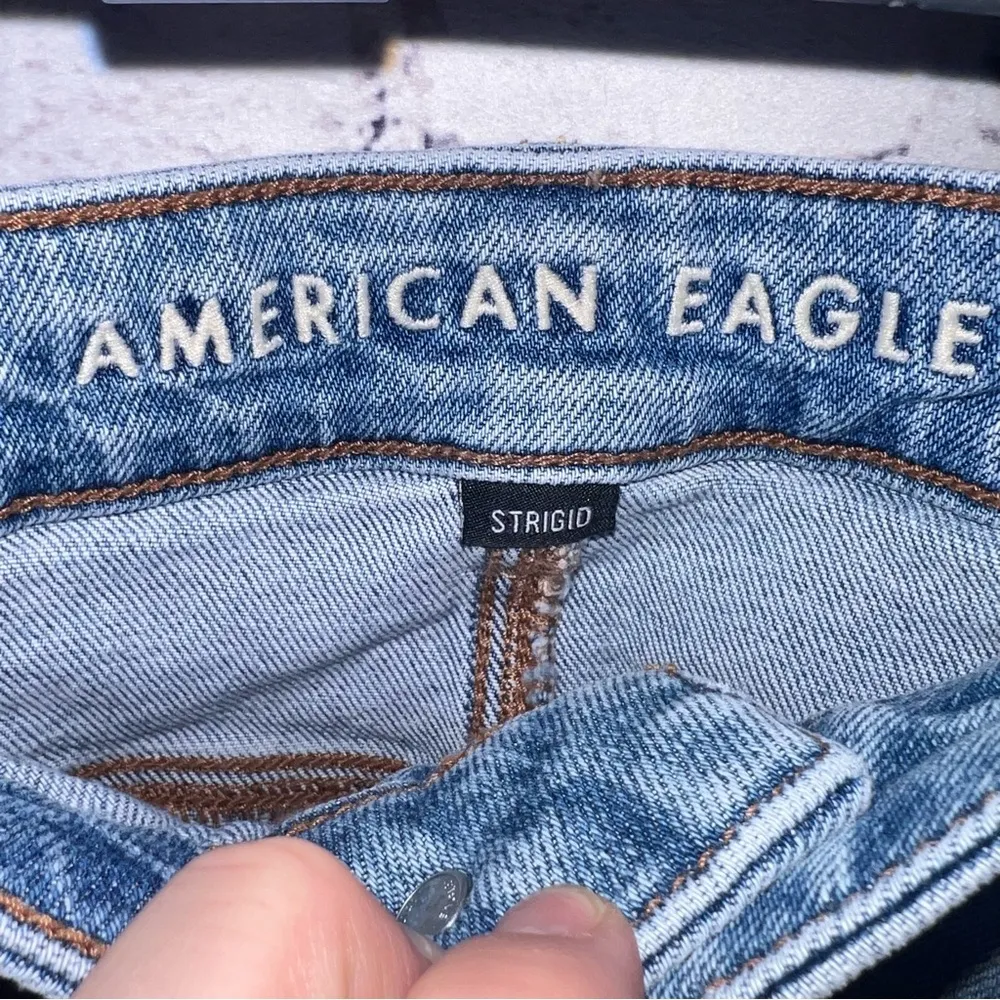 American Eagle Strigid Mom Short Distressed Women's Shorts Size 10 - Image 4